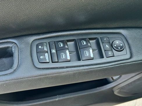 Used 2014 Maserati Ghibli RWD image 14