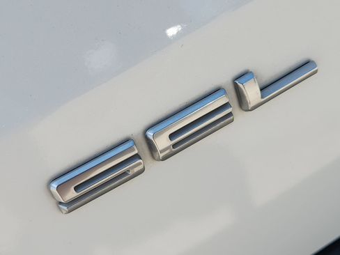 Used 2021 Ford Escape SEL FWD image 12