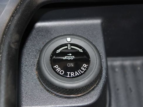 Used 2025 Ford Expedition Active RWD image 44