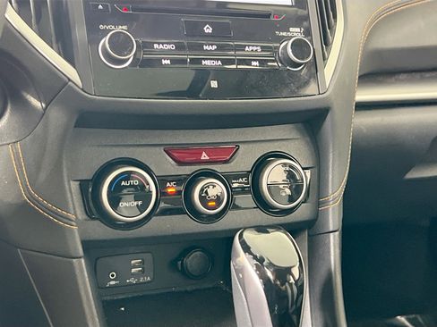 Used 2022 Subaru Crosstrek 2.5i Limited w/ Moonroof Package 2 image 15