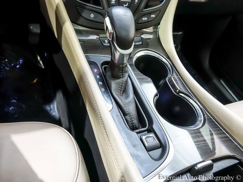 Used 2019 Buick Envision Essence image 18