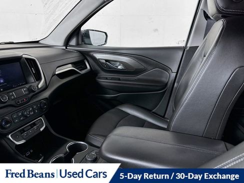 Used 2022 GMC Terrain SLT image 23