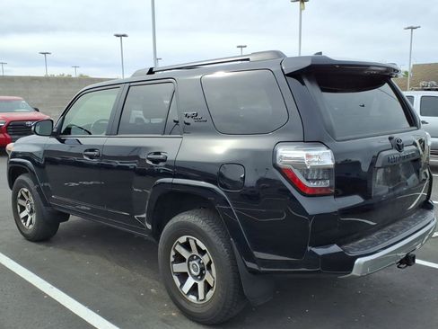 Used 2023 Toyota 4Runner TRD Off-Road Premium image 4