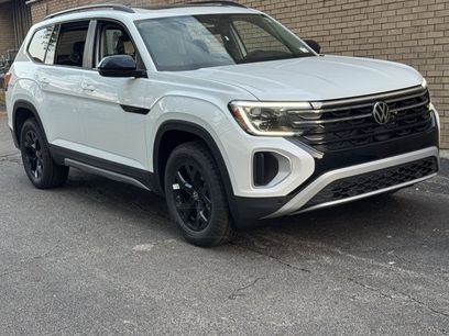 New 2026 Volkswagen Atlas Peak Edition