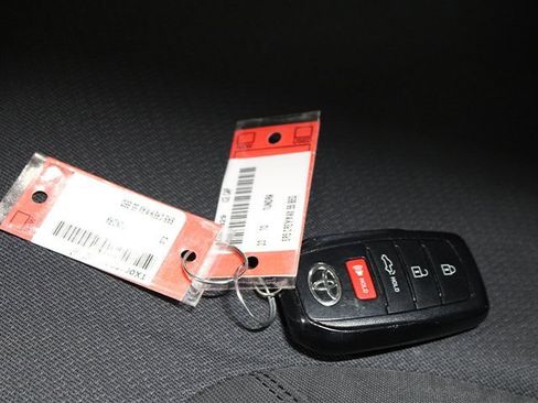 Used 2023 Toyota Tundra SR5 image 18