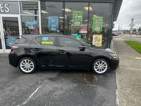 Used 2013 Lexus CT 200h image 4