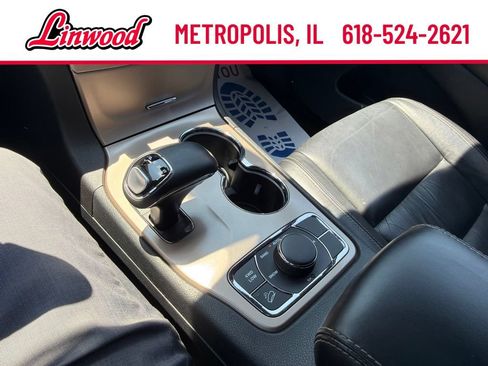 Used 2015 Jeep Grand Cherokee Limited AWD/4WD image 24