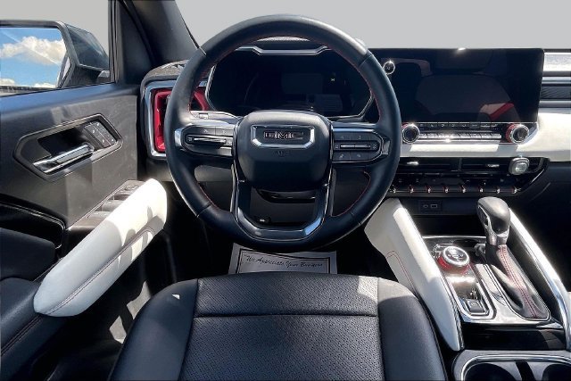 Used 2024 GMC Canyon AT4X AWD/4WD image 6