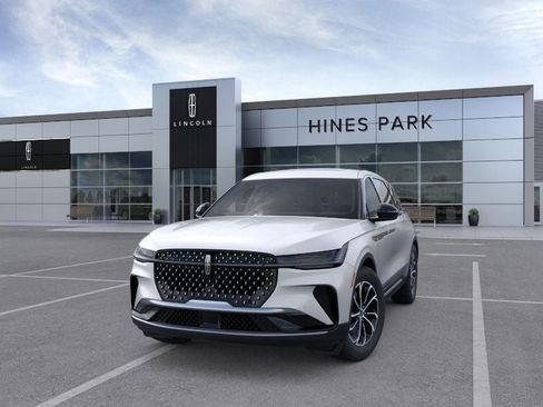 New 2026 Lincoln Nautilus Premier w/ Equipment Group 102A image 2