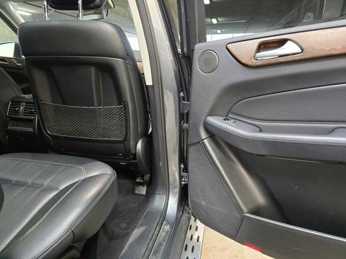 Used 2017 Mercedes-Benz GLS 450 4MATIC image 30