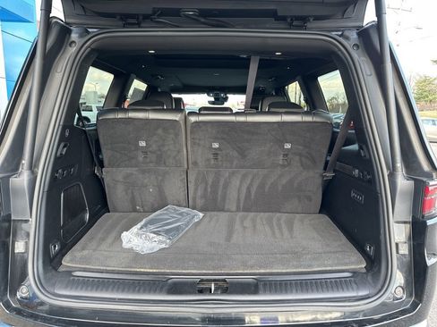 Used 2022 Jeep Wagoneer Series III w/ Premium Group I image 9