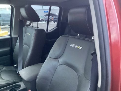 Used 2019 Nissan Frontier PRO-4X image 18