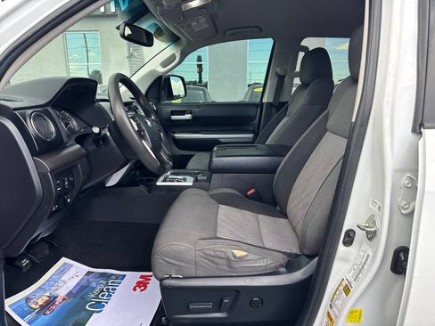 Used 2015 Toyota Tundra SR5 w/ TRD Off Road Package AWD/4WD image 9