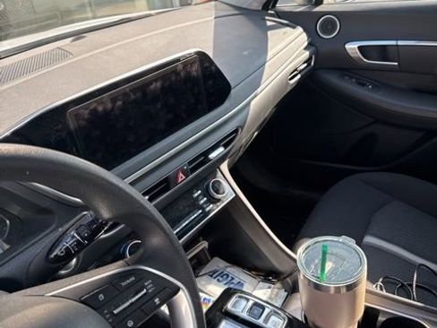 Used 2023 Hyundai Sonata SEL w/ Preferred Accessory Package image 8