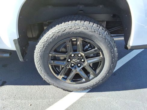 Certified 2026 Chevrolet Silverado 1500 LT Trail Boss w/ Safety Package image 14