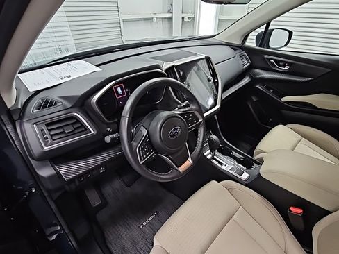 Used 2024 Subaru Ascent Premium w/ Convenience Package image 12