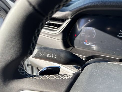 New 2025 Jeep Grand Cherokee L Laredo w/ Trailer Tow Package image 23