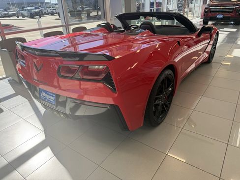 Used 2019 Chevrolet Corvette Stingray Convertible Z51 2LT image 12