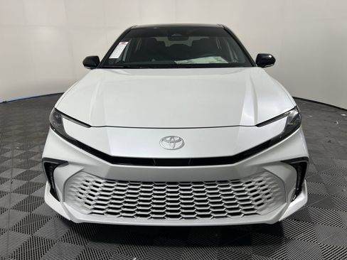 Used 2025 Toyota Camry XSE image 10