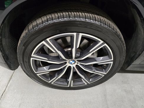 Used 2025 BMW X6 xDrive40i image 10