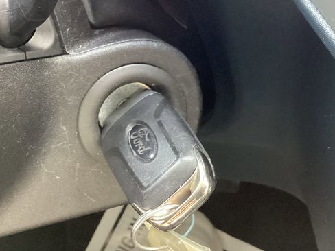 Used 2025 Ford Maverick XL w/ Equipment Group 102A image 37