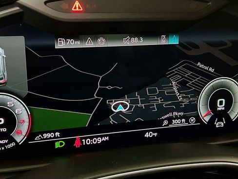 New 2026 Audi Q8 Premium Plus image 15