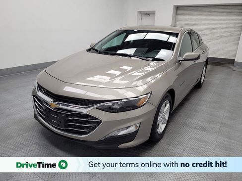 Used 2024 Chevrolet Malibu LT image 1