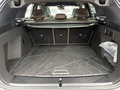 Used 2025 BMW X3 xDrive30i w/ Convenience Package image 9