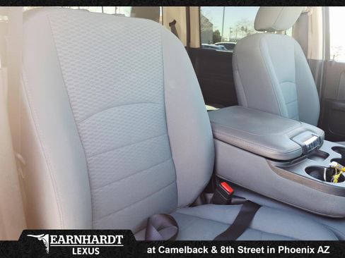 Used 2017 RAM 1500 Express image 8