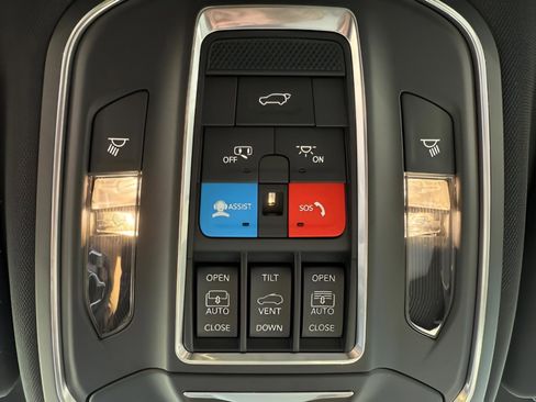 New 2026 Jeep Grand Wagoneer Limited AWD/4WD image 28