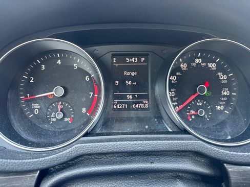 Used 2017 Volkswagen Passat 1.8T SE FWD image 15