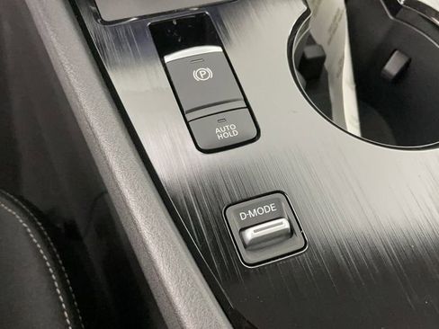 New 2025 Nissan Rogue SV image 17