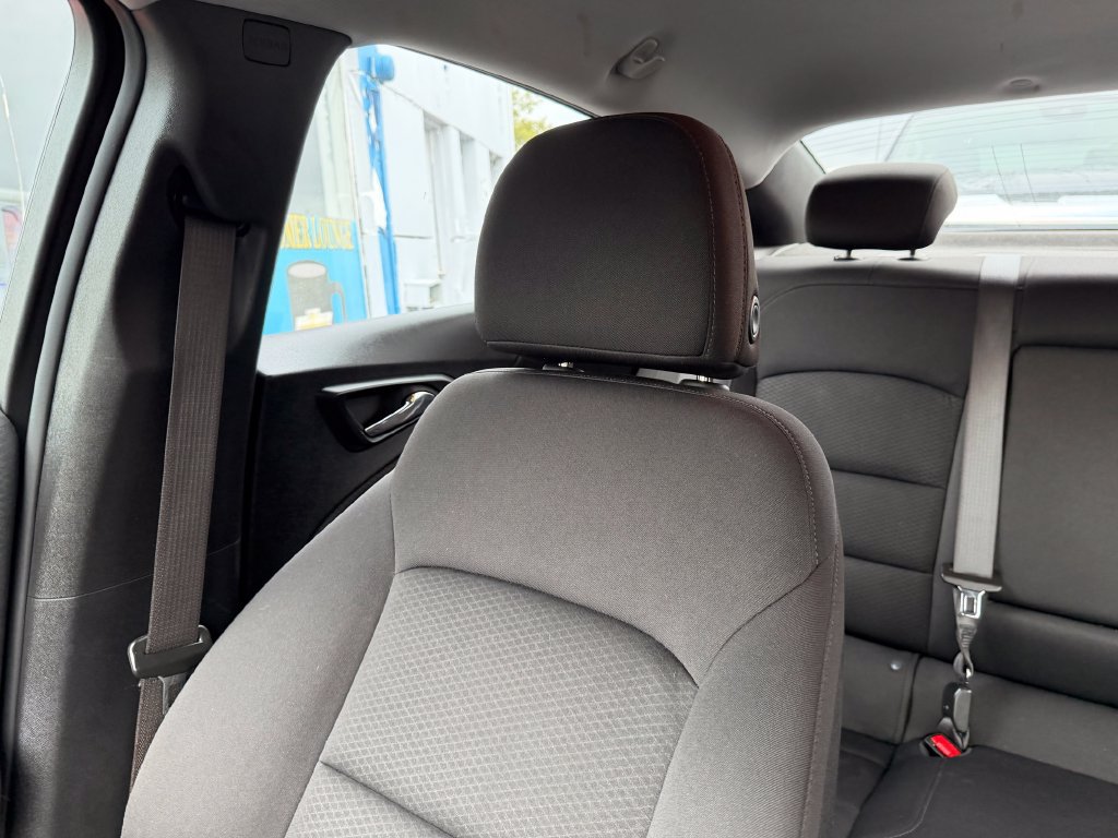 Used 2023 Chevrolet Malibu LT FWD image 20