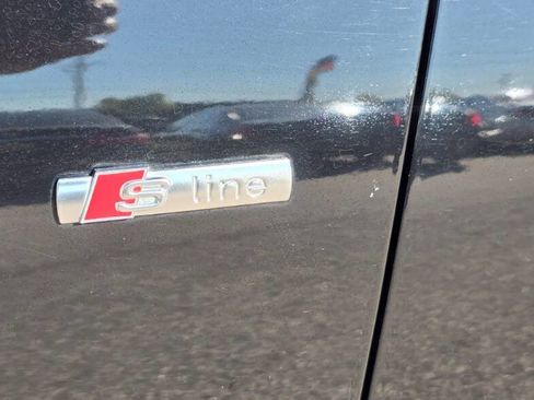 Used 2017 Audi A4 2.0T Premium image 9