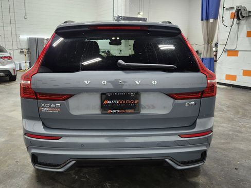 Used 2024 Volvo XC60 B5 Plus image 16