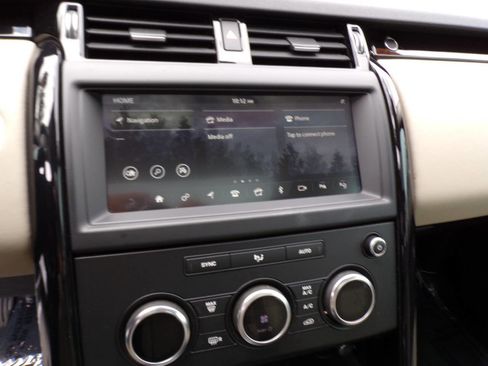 Used 2020 Land Rover Discovery SE AWD/4WD image 26