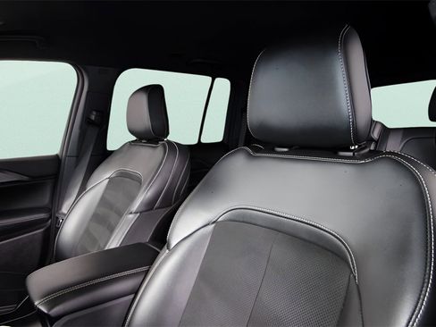 Used 2024 Jeep Grand Cherokee Altitude image 21