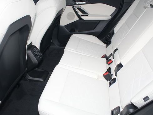 Used 2026 BMW X1 xDrive28i w/ Technology Package image 21