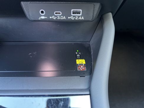 Used 2025 Subaru Forester Touring image 46