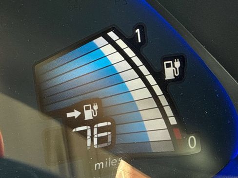 Used 2015 Nissan Leaf SV w/ LED & Quick Charge Package FWD image 49