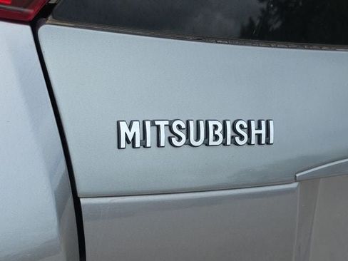 Used 2019 Mitsubishi Eclipse Cross LE AWD/4WD image 12