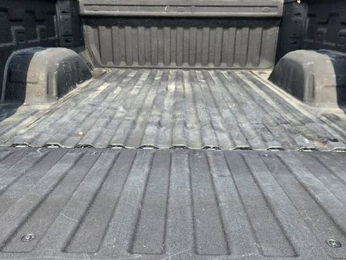 Used 2023 Chevrolet Silverado 1500 LT AWD/4WD image 32