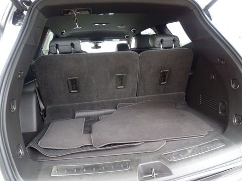 Used 2022 Buick Enclave Premium image 22
