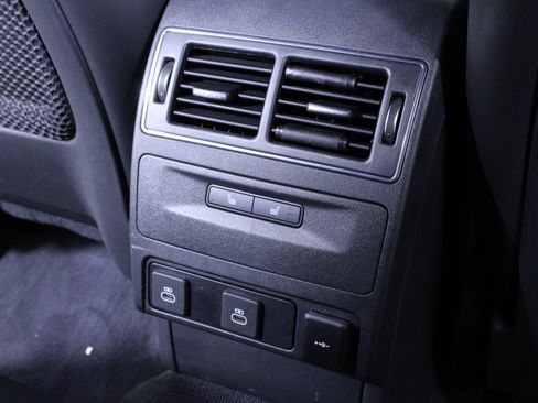 Used 2025 Jaguar F-PACE R-Dynamic S image 15