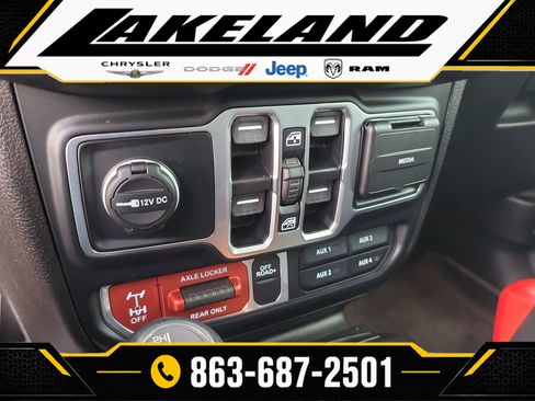 Used 2025 Jeep Wrangler Unlimited Sport AWD/4WD image 23