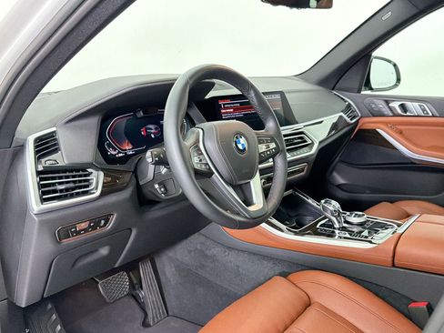 Used 2023 BMW X5 sDrive40i w/ Executive Package image 4