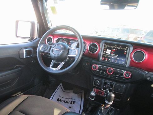 Used 2023 Jeep Gladiator Rubicon w/ Trailer Tow Package image 20