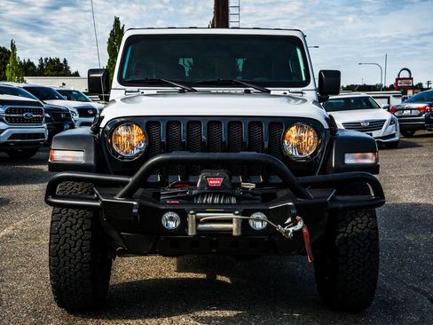 Used 2021 Jeep Wrangler Sport AWD/4WD image 5