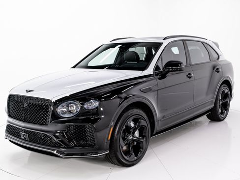 New 2025 Bentley Bentayga image 1