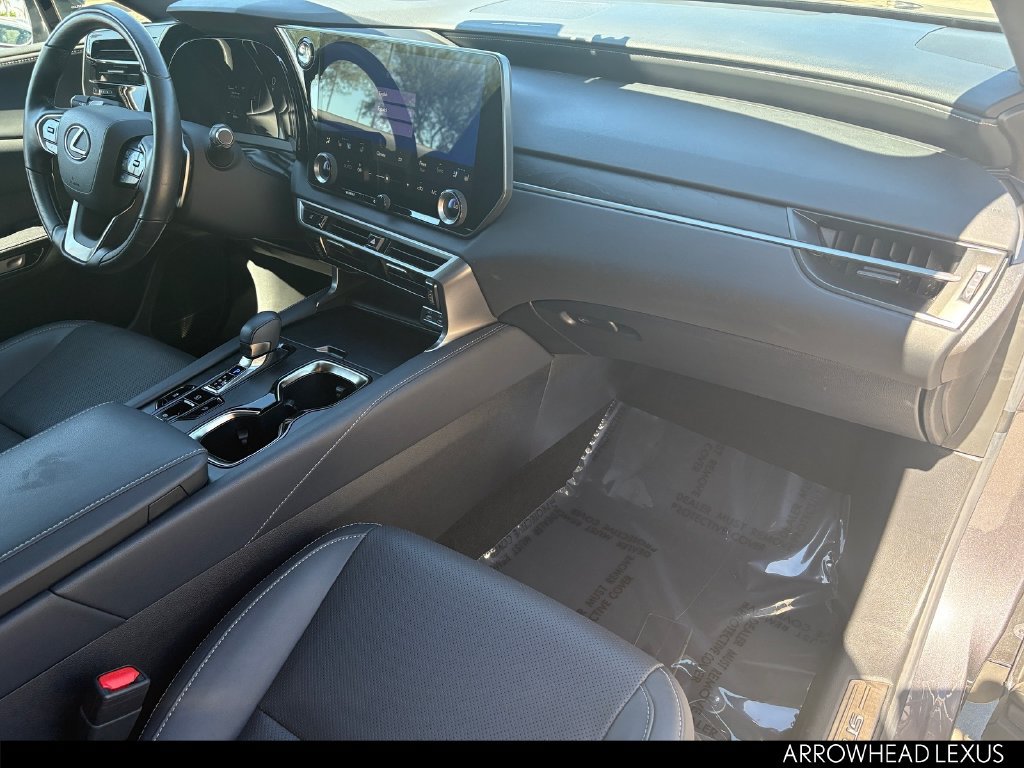 Used 2025 Lexus RX 350 Premium w/ Accessory Package FWD image 10